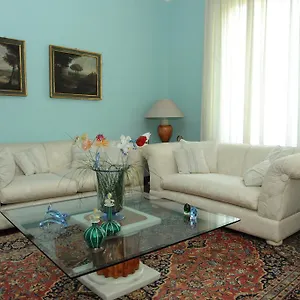 La Maison Du Charme Bed & Breakfast